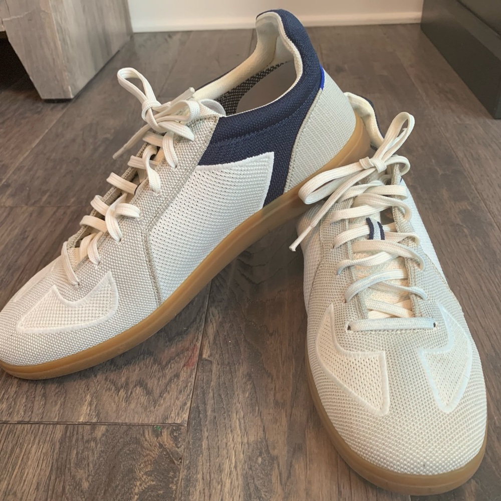 Mens Rothy’s 12. The RS01 Sneaker. Hudson color. Used, good condition.